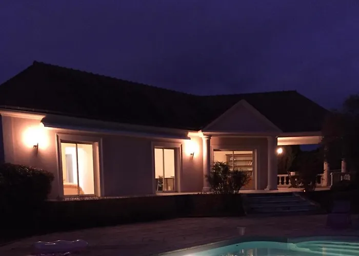 Le Leard Вилла Allonnes (Sarthe)